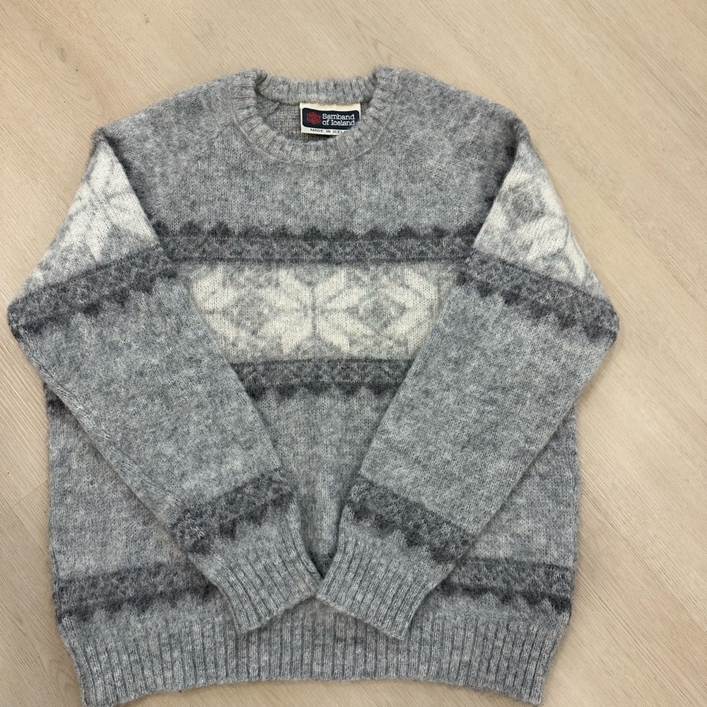 Vintage Samband Of Iceland Men's 100% Wool Sweater Small Gray W/ Sweater Brush